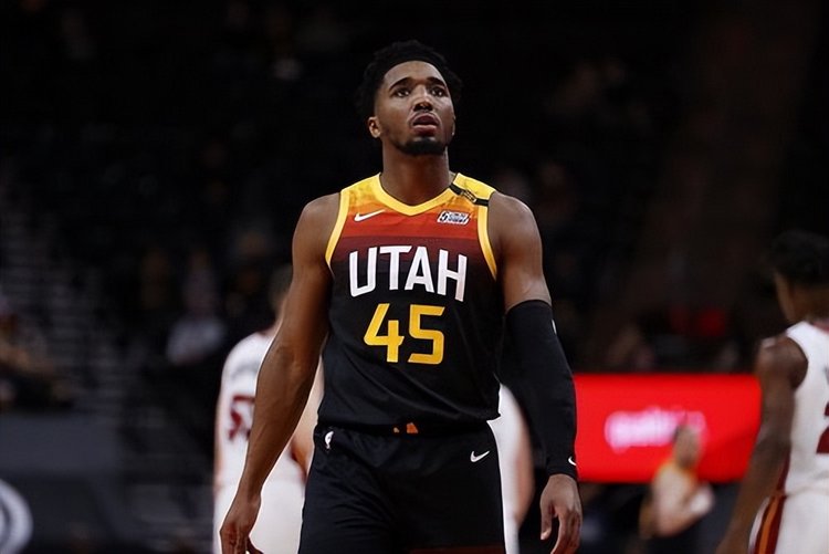 当看台重新 当看台重新