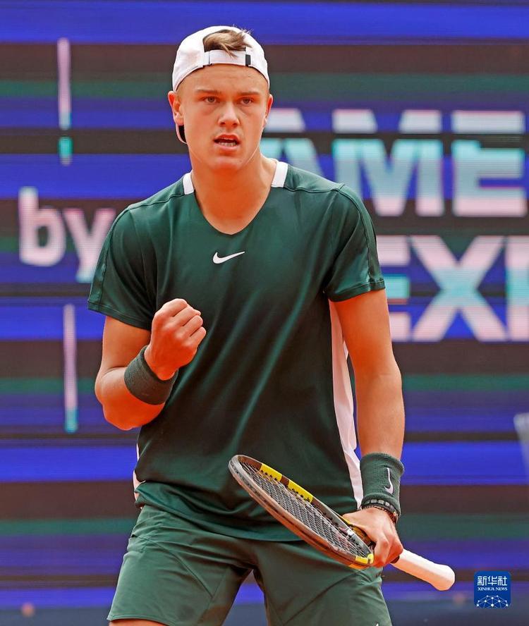 浙江队以中 浙江队以中